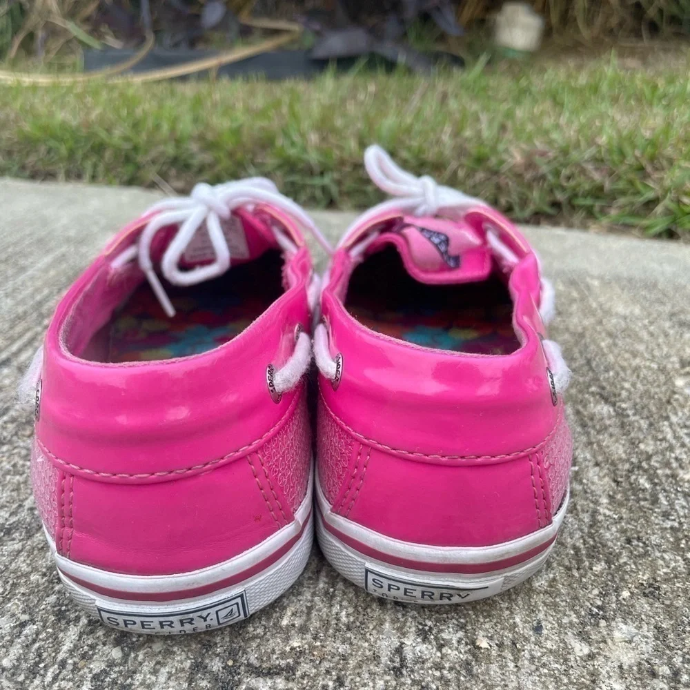 Girls Sperry shoes size 5.5